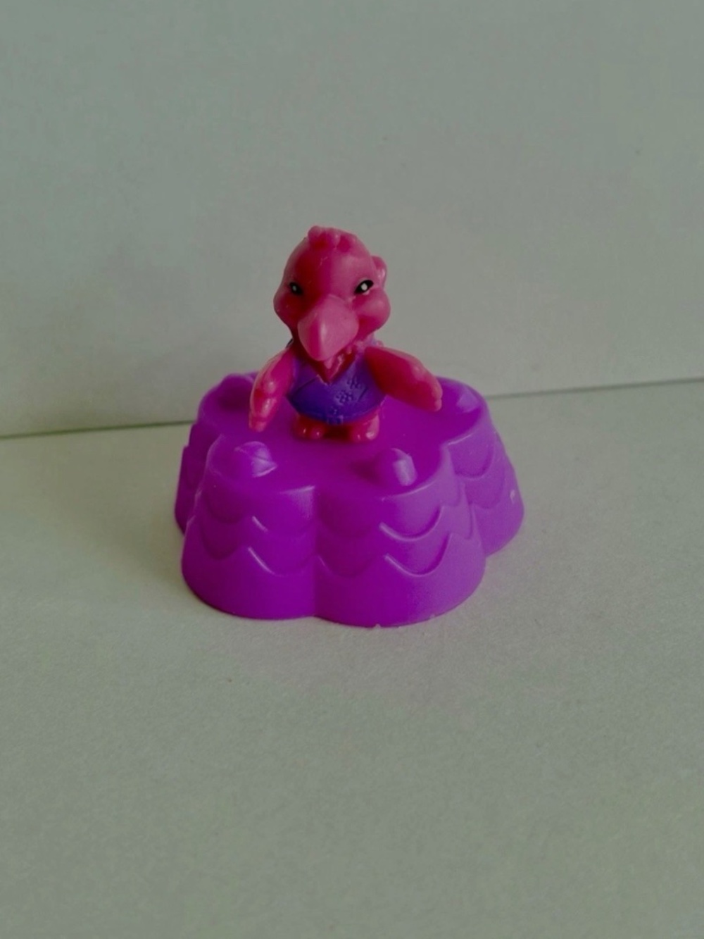 Polly Pocket Pink Bird Parrot Figure McDonald’s 2008 Mattel Toy PVC Cute Y2K